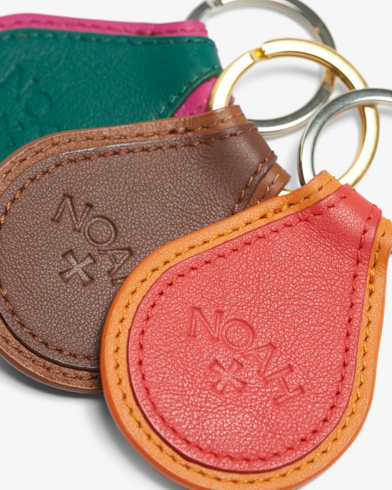 A163SS23 LEATHER KEYCHAIN 0381