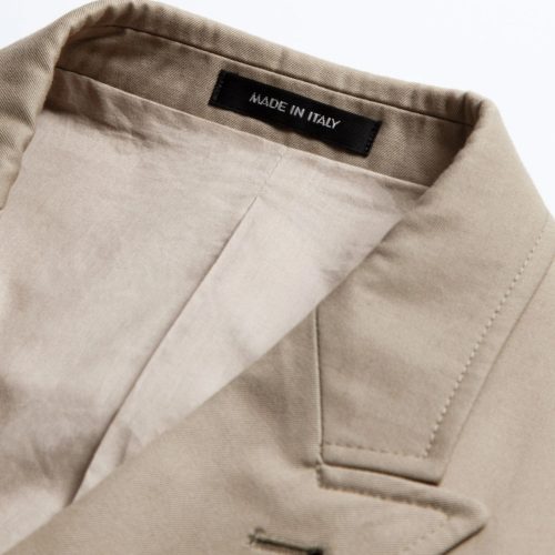 J17SS20 tan detail collarlabel